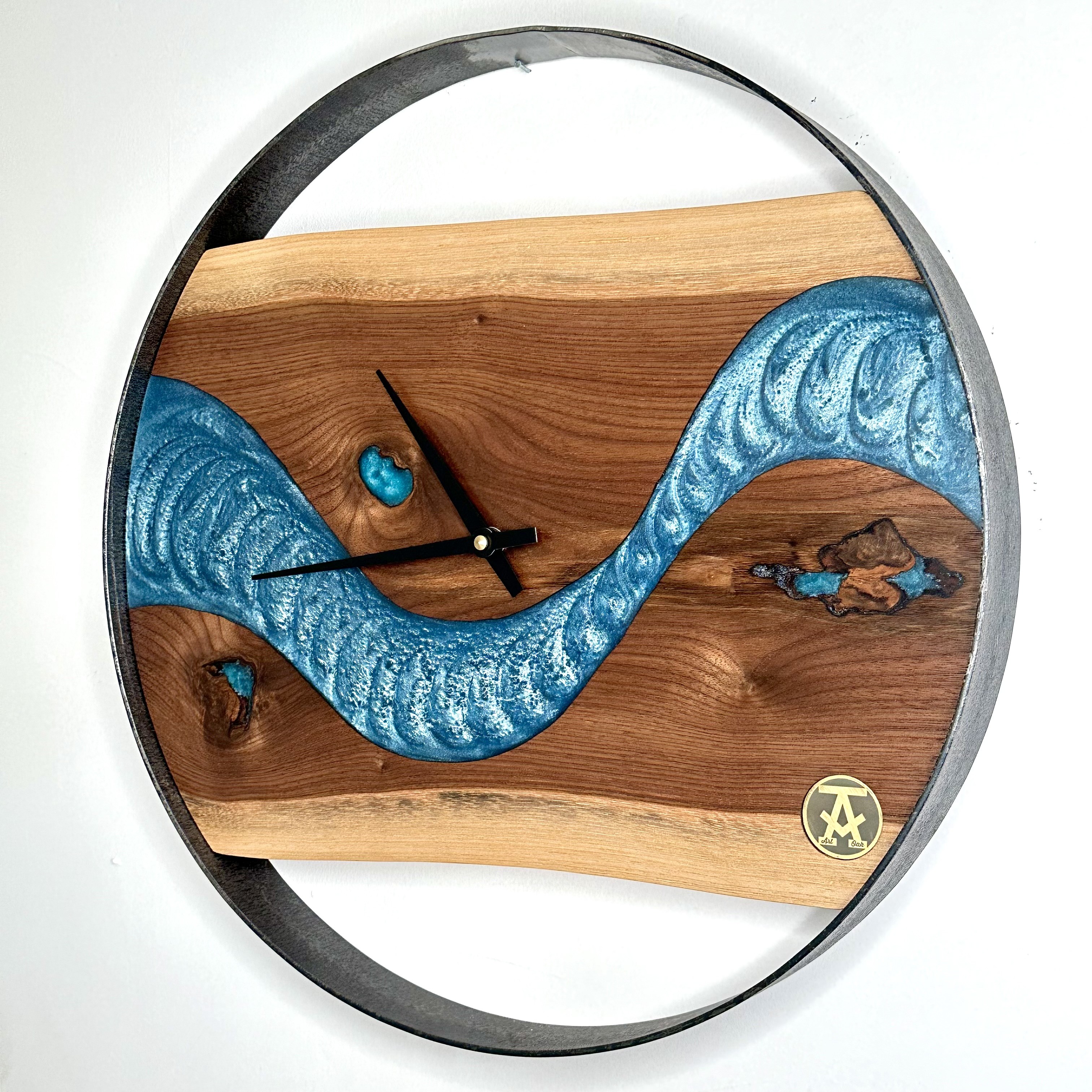 Horloge rivière en résine 40 cm